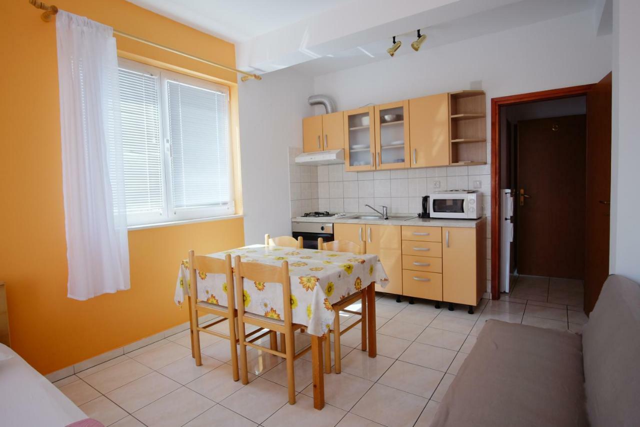 Apartment Gordana Драге Екстериор снимка